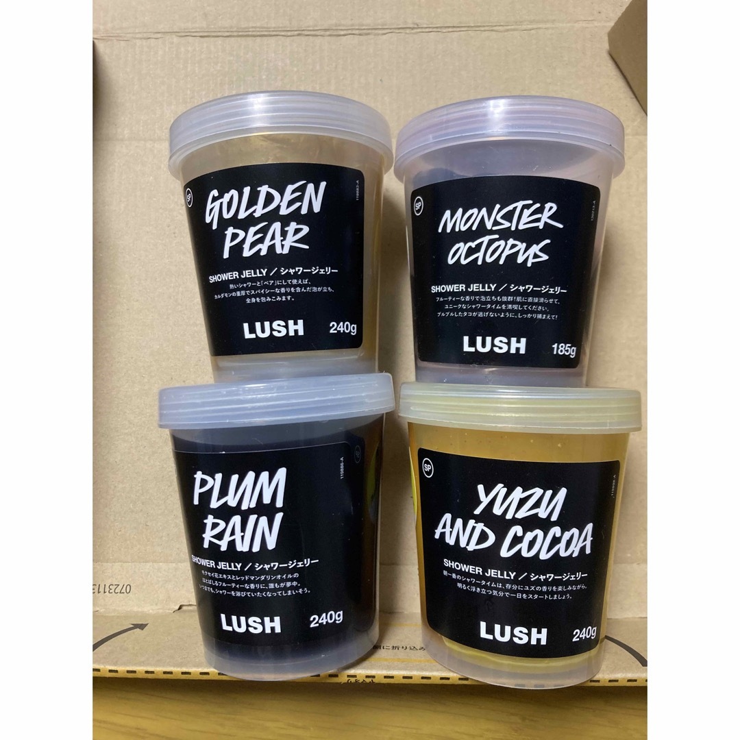 LUSH(ラッシュ)のラッシュ　シャワージェリー　4点セット コスメ/美容のボディケア(ボディソープ/石鹸)の商品写真