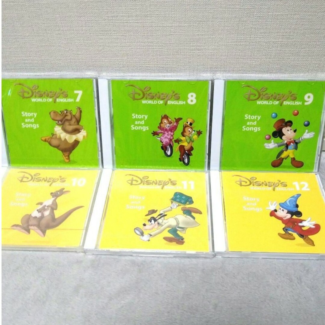 Disney(ディズニー)のDWE　ディズニー英語システム　メインプログラムCDセット キッズ/ベビー/マタニティのおもちゃ(知育玩具)の商品写真