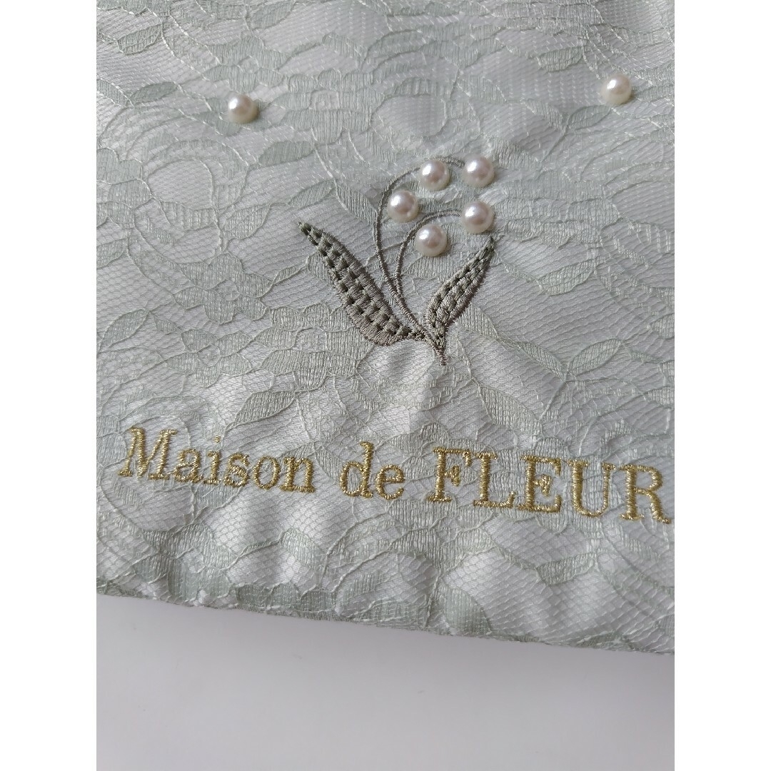 Maison de FLEUR(メゾンドフルール)のメゾンドフルール Maison de FLEUR トートバッグ すずらん レディースのバッグ(トートバッグ)の商品写真