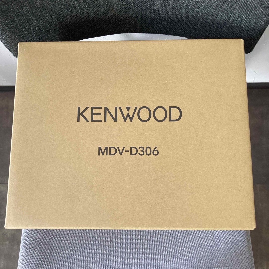 KENWOOD(ケンウッド)の未使用　ケンウッド　KENWOOD　MDV-D306　カーナビ　送料無料 自動車/バイクの自動車(カーナビ/カーテレビ)の商品写真