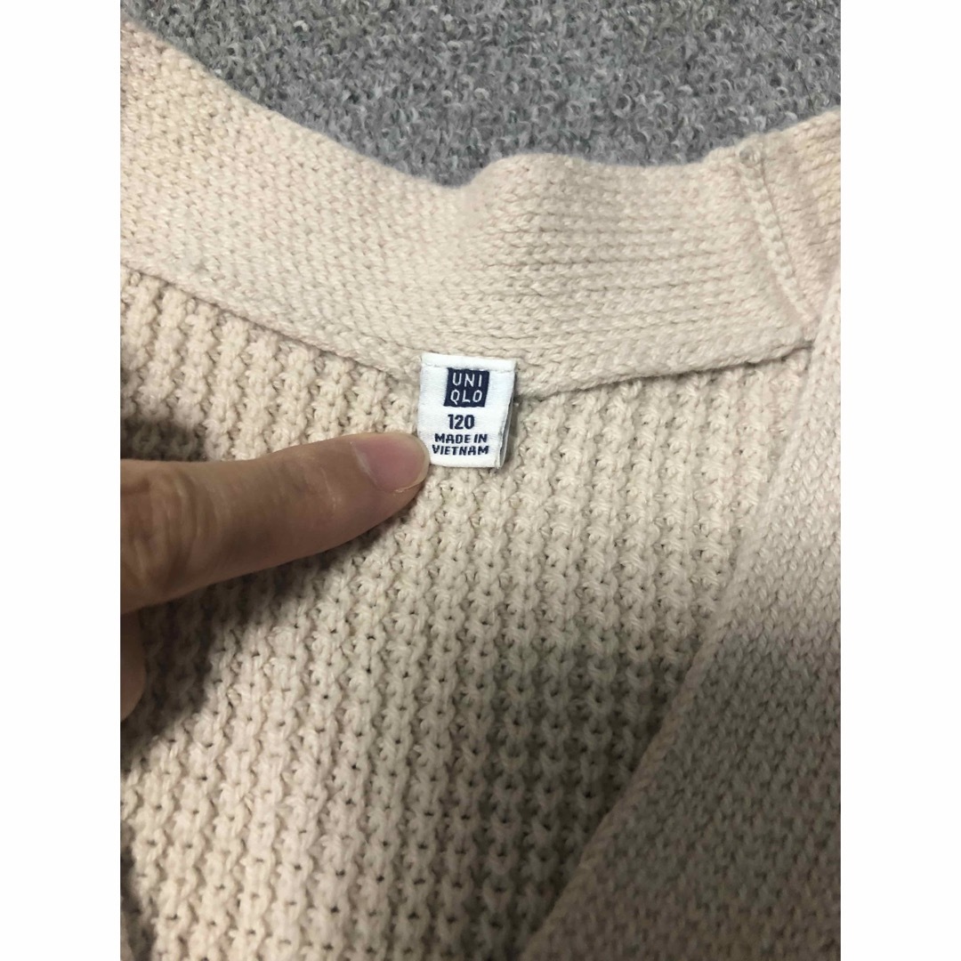 UNIQLO(ユニクロ)のユニクロ　UNIQLO ワッフルVネック　長袖　カーディガン　120 キッズ/ベビー/マタニティのキッズ服女の子用(90cm~)(カーディガン)の商品写真