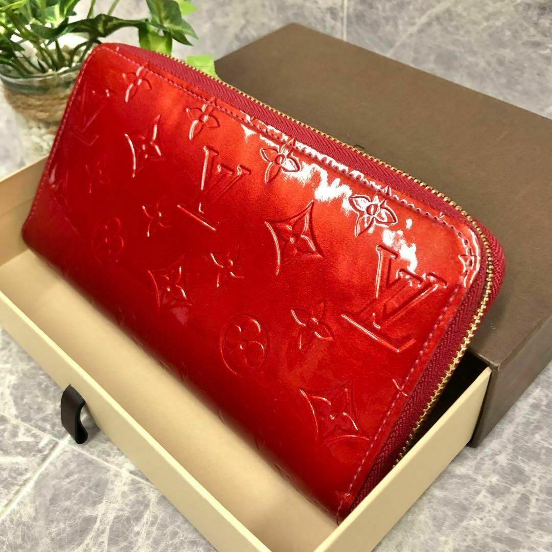 LOUIS VUITTON(ルイヴィトン)の⭐️只今値下げ交渉可能⭐️ ルイヴィトン 財布 モノグラム　ヴェルニ レディースのファッション小物(財布)の商品写真