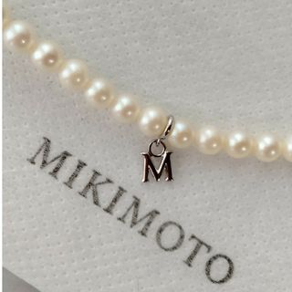 ミキモト(MIKIMOTO)のミキモト　パールネックレス　Mチャーム付き　mikimotoメンテナンス済(ネックレス)