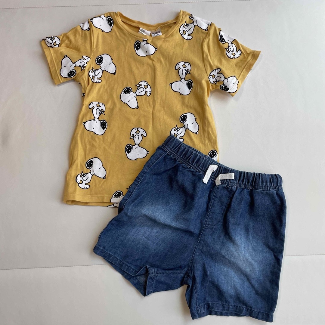 H&M(エイチアンドエム)のエイチアンドエム PEANUTSコラボ セットアップ 半袖Tシャツ 半ズボン キッズ/ベビー/マタニティのキッズ服男の子用(90cm~)(Tシャツ/カットソー)の商品写真