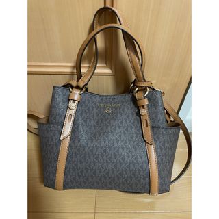 マイケルコース(Michael Kors)の【値下げしました】【本日発送】マイケルコース　ハンドバッグ　ショルダーバッグ(ハンドバッグ)