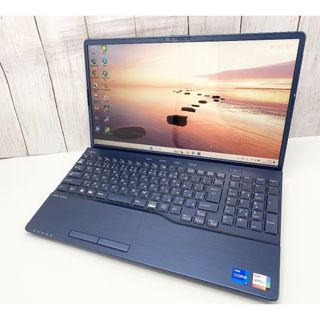 フジツウ(富士通)のWindows11 Core i7-1260P SSD1TB メモリ32GB(ノートPC)