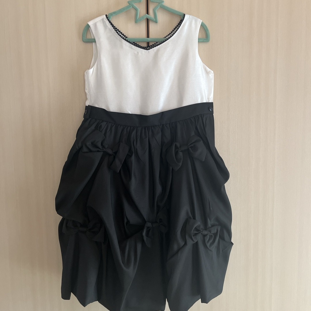 女児　130cm ドレス キッズ/ベビー/マタニティのキッズ服女の子用(90cm~)(ドレス/フォーマル)の商品写真