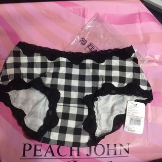 ピーチジョン(PEACH JOHN)の【新品未使用】PEACH ボディヒットローライズ(2)ギンガム　M　ブラック×白(ショーツ)