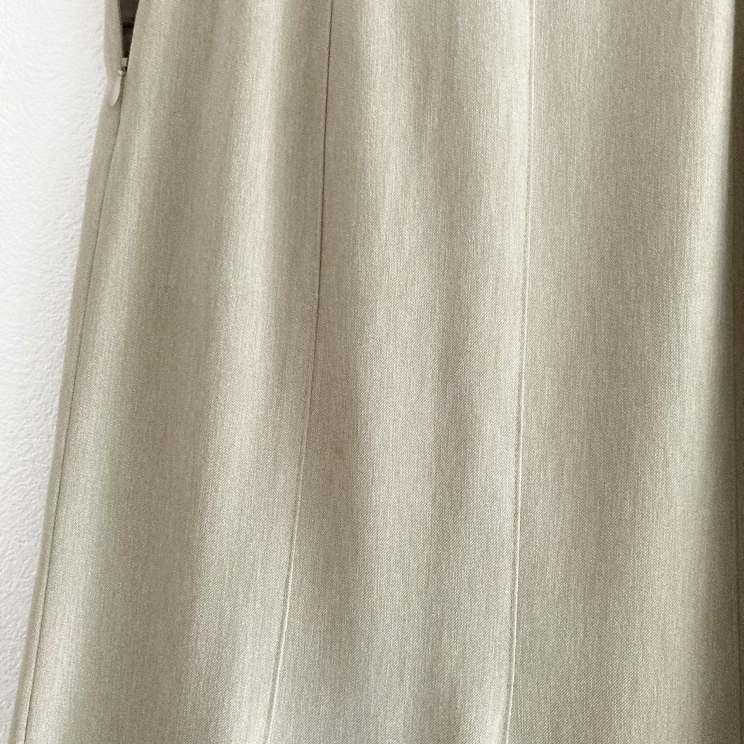 [良品] フレアロングスカート（ベージュ） レディースのスカート(ロングスカート)の商品写真