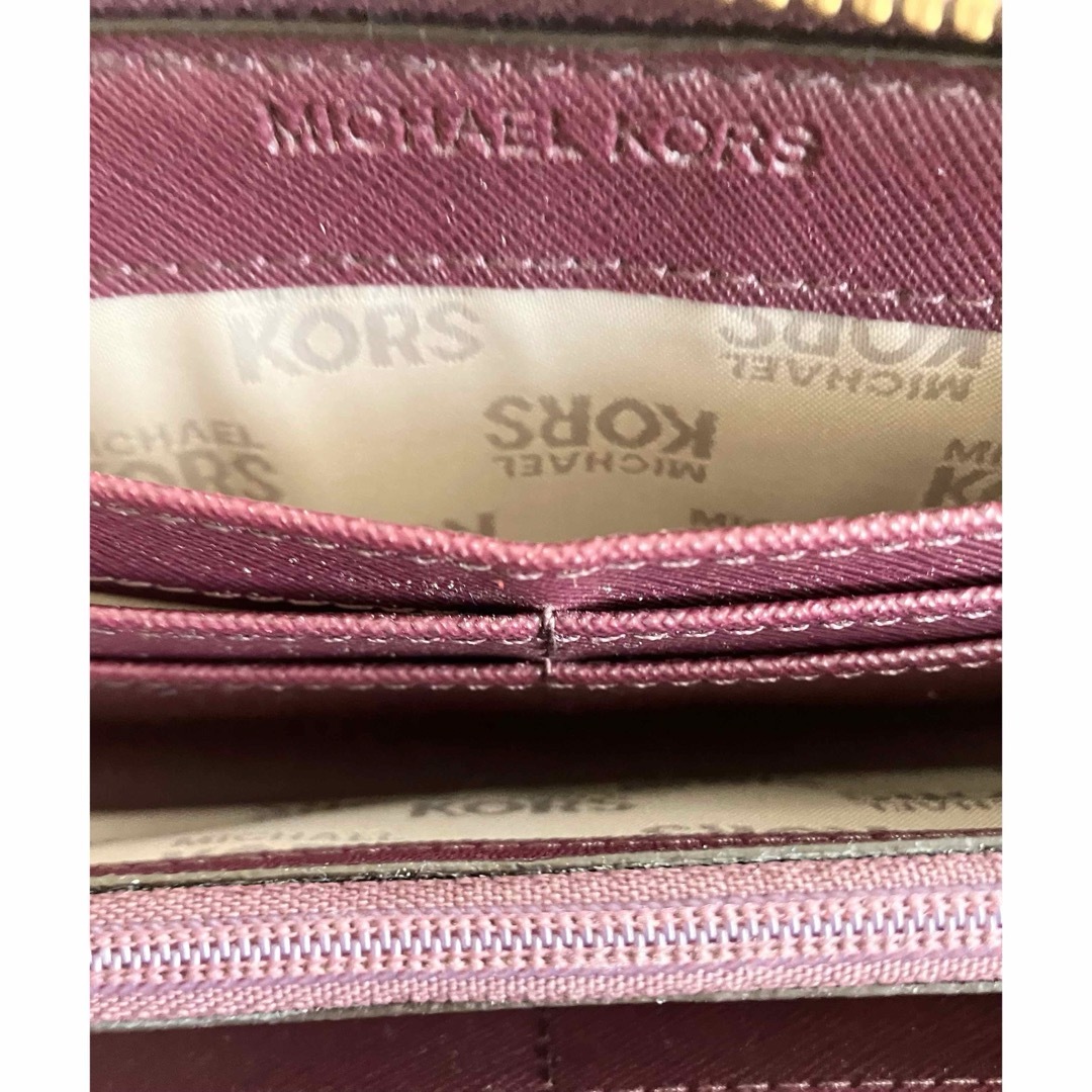 Michael Kors(マイケルコース)のマイケルコース　MICHEALKORS  レディース　ラウンド長財布 レディースのファッション小物(財布)の商品写真