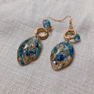 ピアス(ピアス)