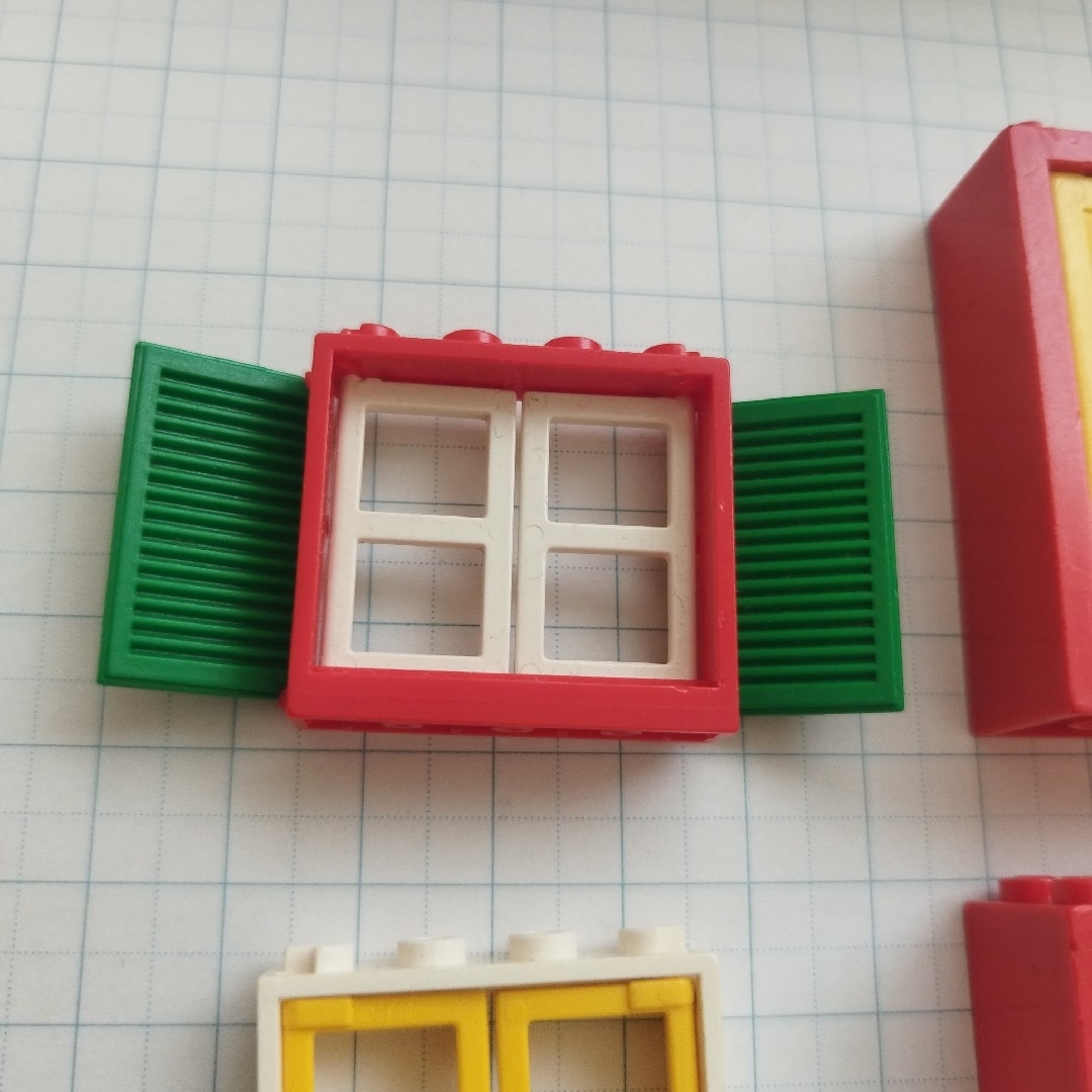 Lego(レゴ)のLEGO ドア＆窓セット❷ キッズ/ベビー/マタニティのおもちゃ(積み木/ブロック)の商品写真