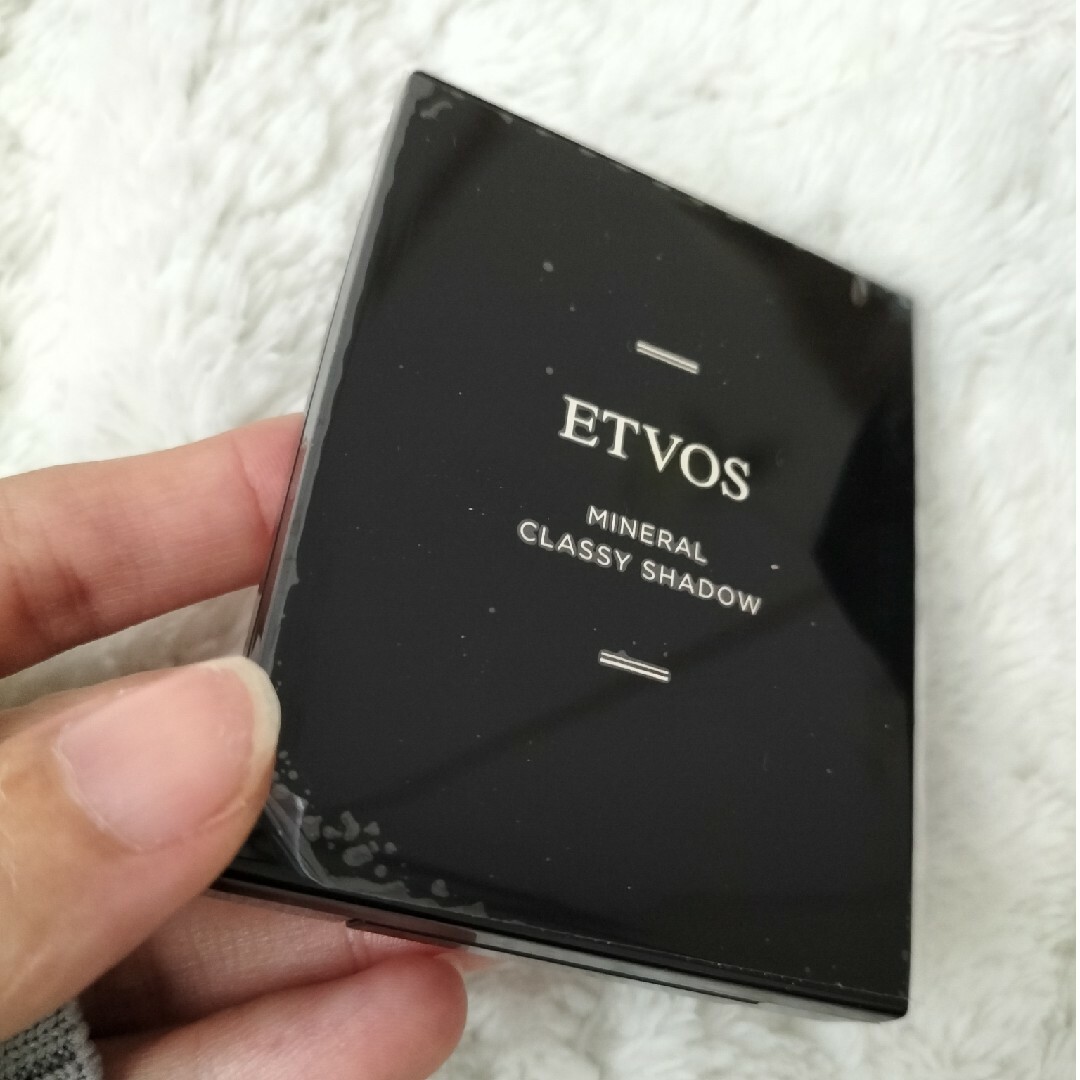 ETVOS(エトヴォス)のエトヴォス コスメ/美容のベースメイク/化粧品(アイシャドウ)の商品写真