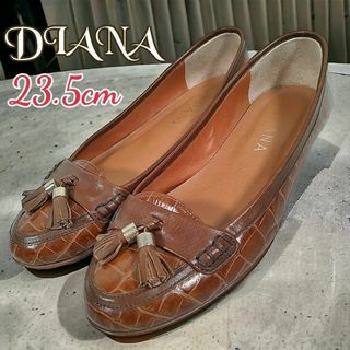 ダイアナ(DIANA)のDIANAダイアナ◎タッセルローファー(23.5)フラットシューズ お洒落型押し(ローファー/革靴)