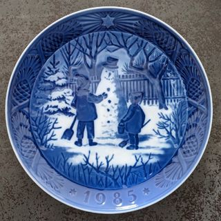 ロイヤルコペンハーゲン(ROYAL COPENHAGEN)の1985年　ロイヤルコペンハーゲン　イヤープレート(食器)