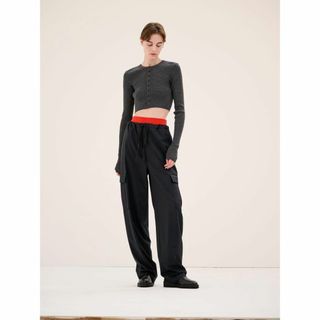 オーラリー(AURALEE)の23AW SUPER FINE WOOL TWILL FIELD PANTS(カジュアルパンツ)