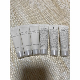 ナリス化粧品 - ナリス化粧品　マジェスタトリートメントミルク10mL ×6本新品未使用