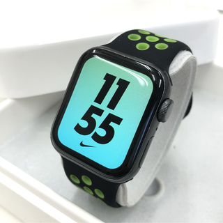 アップルウォッチ(Apple Watch)のapple watch ナイキ 本体 se アップルウォッチ 黒 40mm(その他)
