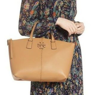 トリーバーチ(Tory Burch)の美品　TORY BURCH　トリーバーチ　マックグロウ トップ ジップ トート(ハンドバッグ)