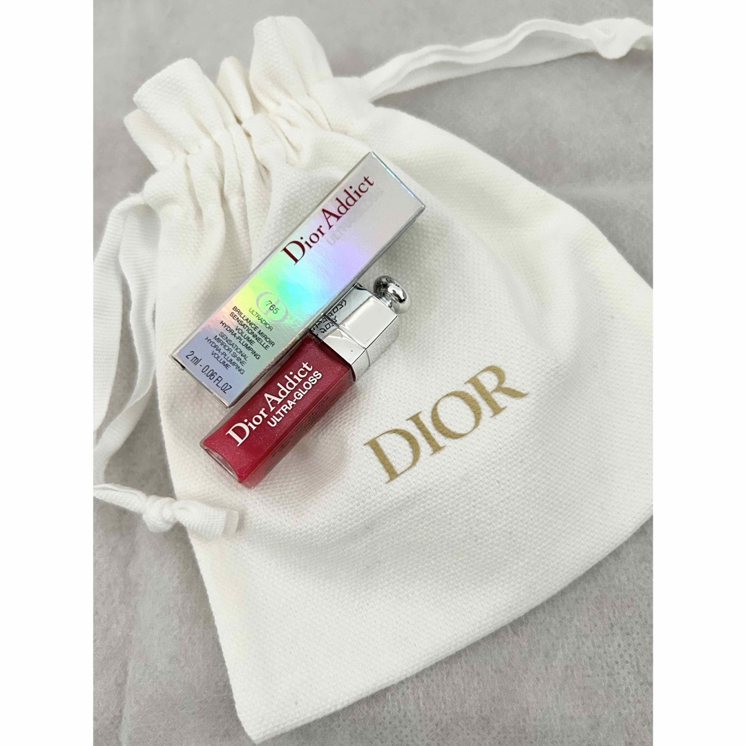 Dior(ディオール)の新品　Dior  アディクト　グロス　ミニサイズ　巾着 コスメ/美容のベースメイク/化粧品(リップグロス)の商品写真