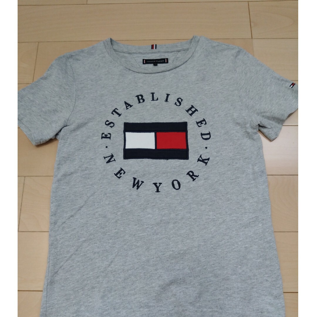 TOMMY HILFIGER(トミーヒルフィガー)のTOMMY HILFIGER　Ｔシャツ　150 キッズ/ベビー/マタニティのキッズ服男の子用(90cm~)(Tシャツ/カットソー)の商品写真