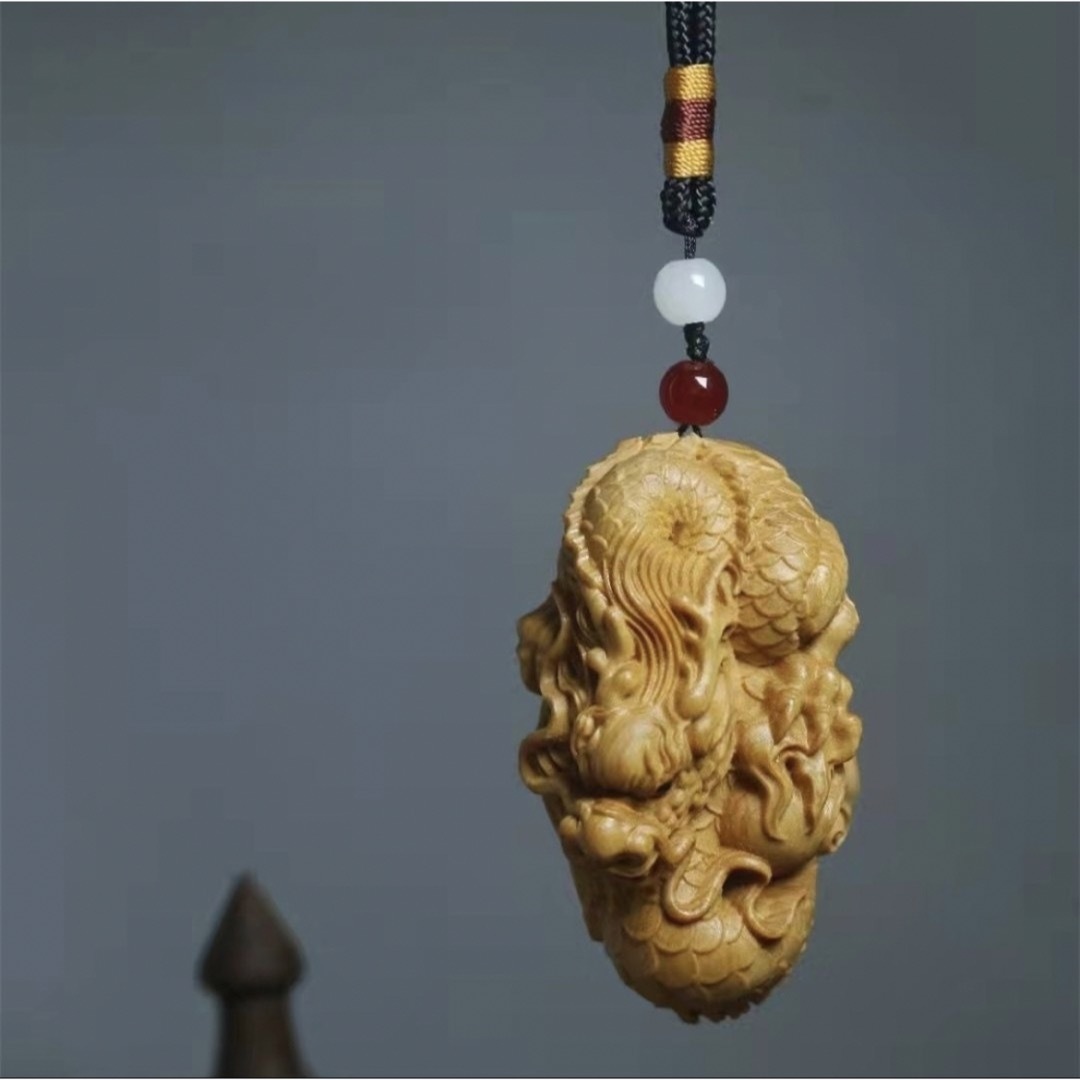 龍根付 細密黄楊木彫 一刀彫 リアル繊細彫刻(龍/竜/辰) 柘植 龍根付 細密黄楊木彫 一刀彫 リアル繊細彫刻(龍/竜/辰) 柘植