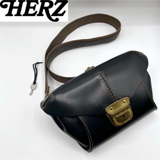 HERZ - ★極美品★HERZ ショルダーバッグ 本革 鍵付き ダレス 斜め掛け ブラック