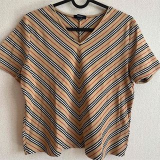 バーバリー(BURBERRY)のBurberry tops(Tシャツ(半袖/袖なし))