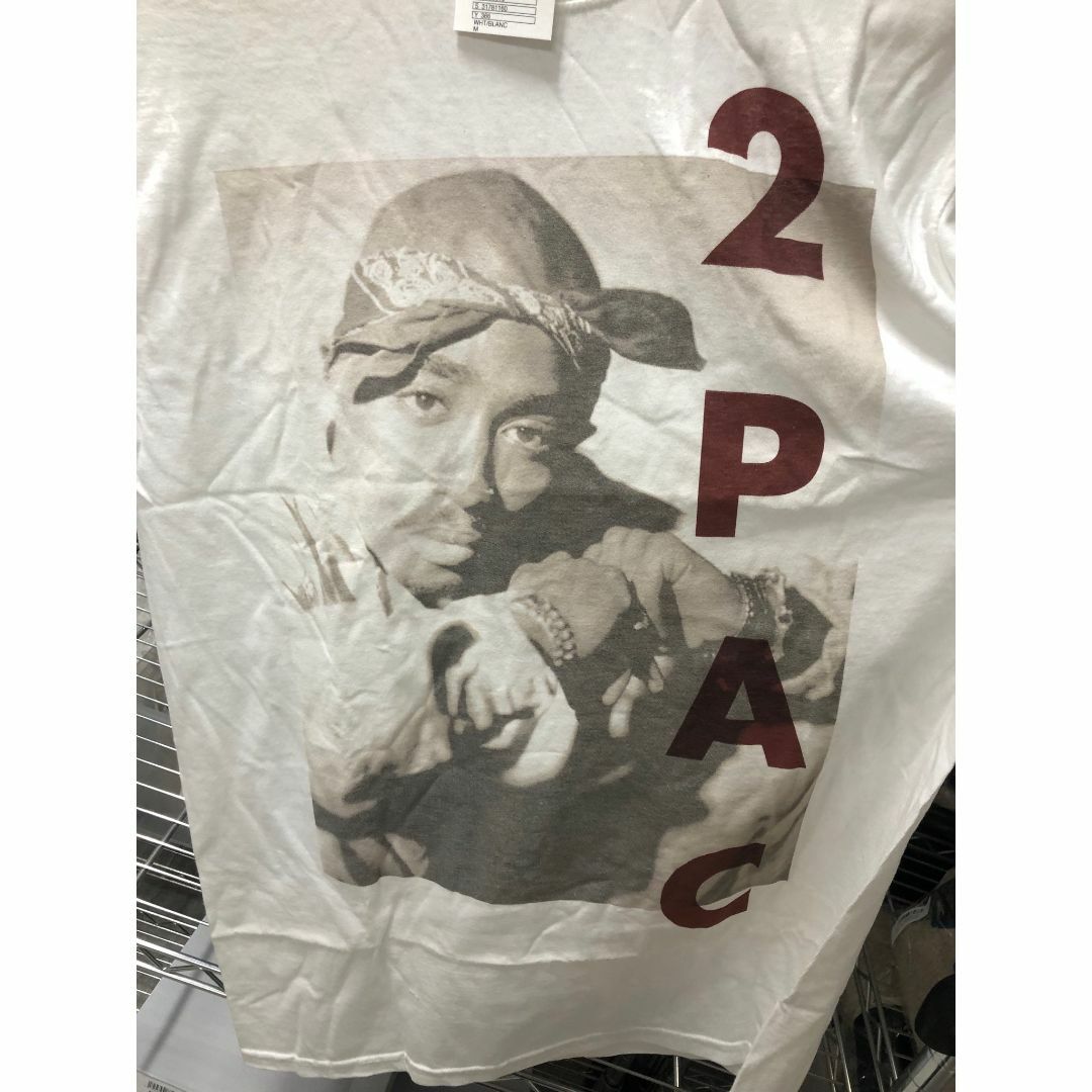 2pac ツーパック Tシャツ ティーシャツ 半袖 メンズ 白 ホワイト M メンズのトップス(Tシャツ/カットソー(半袖/袖なし))の商品写真