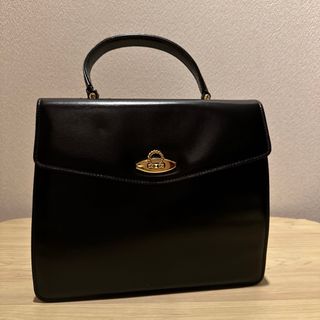 LAUNER ロウナー ロンドン フラップ フォーマル ハンドバッグ 金金具 黒(ハンドバッグ)