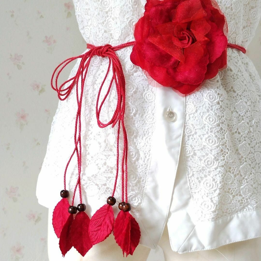 【レッド】大き花が かわいい ベルト　レディースコルセット レディースのファッション小物(ベルト)の商品写真
