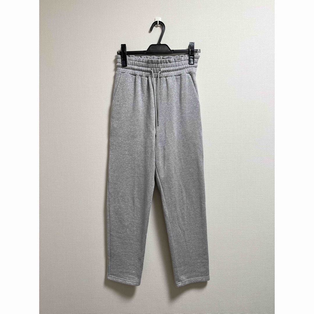 MEER. LAME SWEAT PANTS / SILVER レディースのパンツ(カジュアルパンツ)の商品写真