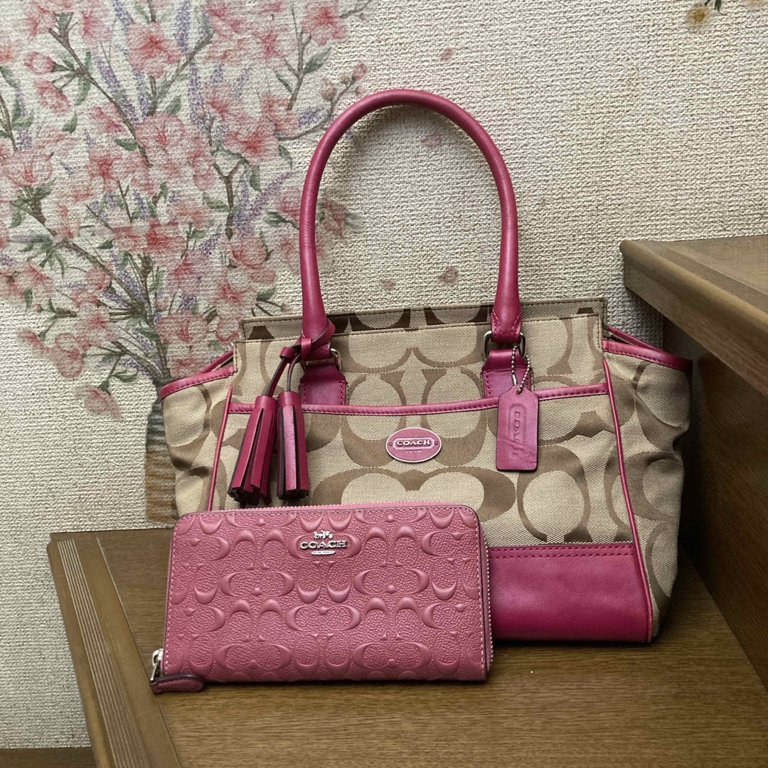 COACH(コーチ)のCOACHトートバッグ.財布2点 レディースのバッグ(トートバッグ)の商品写真