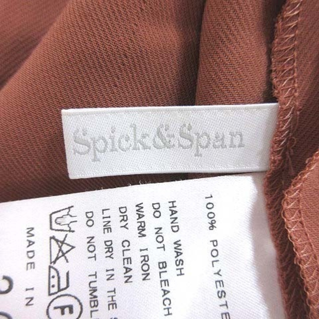 Spick & Span(スピックアンドスパン)のスピック&スパン シャツ スキッパーカラー 抜き襟 長袖 後ボタン 36 茶 レディースのトップス(シャツ/ブラウス(長袖/七分))の商品写真