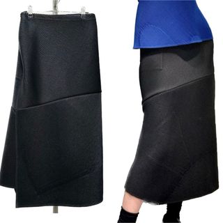 ISSEY MIYAKE LEATHER LIKE PLEATS スカート