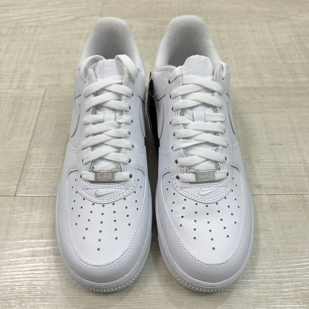 NIKE(ナイキ)の新品 NIKE Supreme AIR FORCE 1 LOW SP 26cm メンズの靴/シューズ(スニーカー)の商品写真