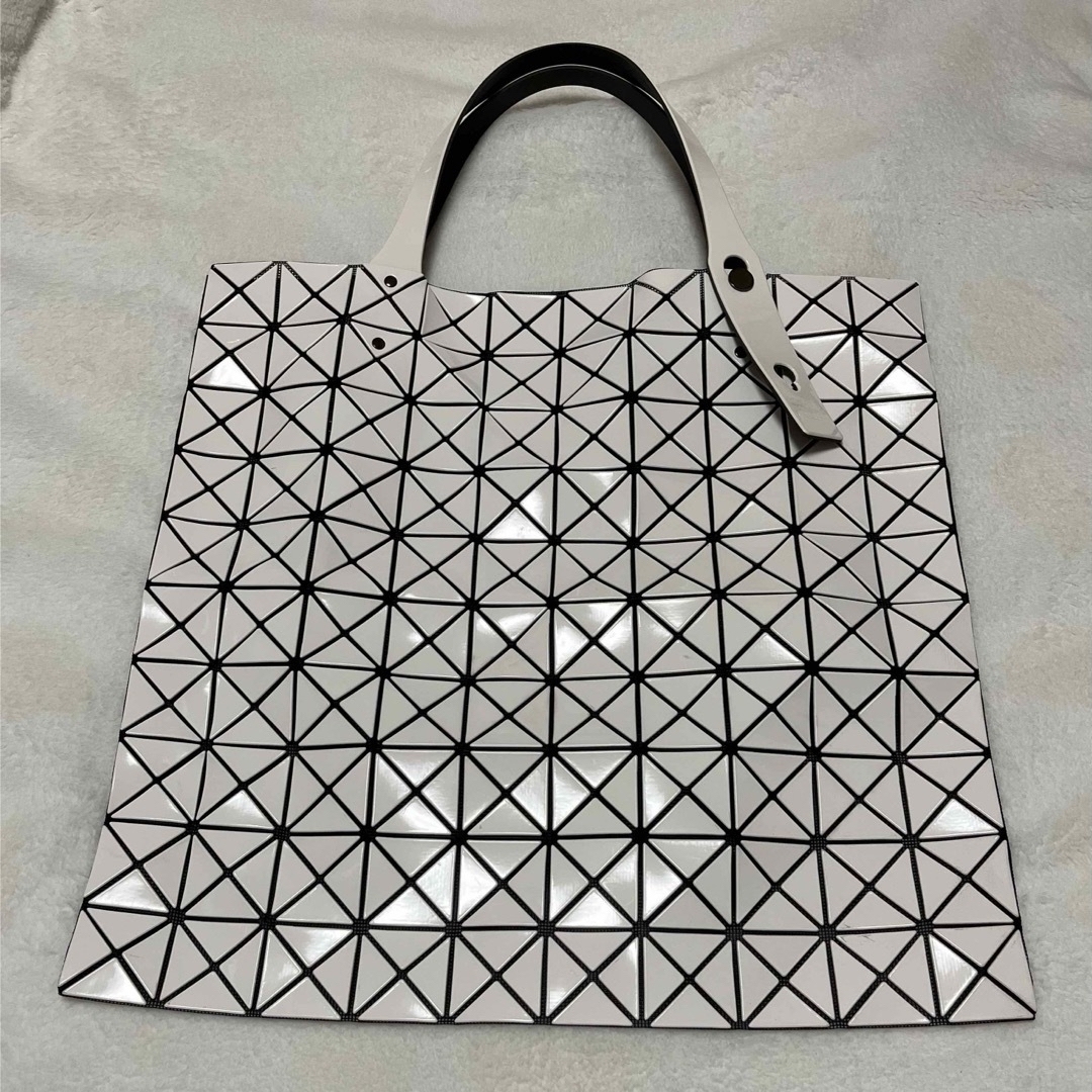 ISSEY MIYAKE(イッセイミヤケ)のバオバオ トートバッグ BAOBAO ISSEY MIYAKE レディースのバッグ(トートバッグ)の商品写真