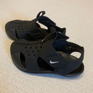 NIKE キッズ　サンダル