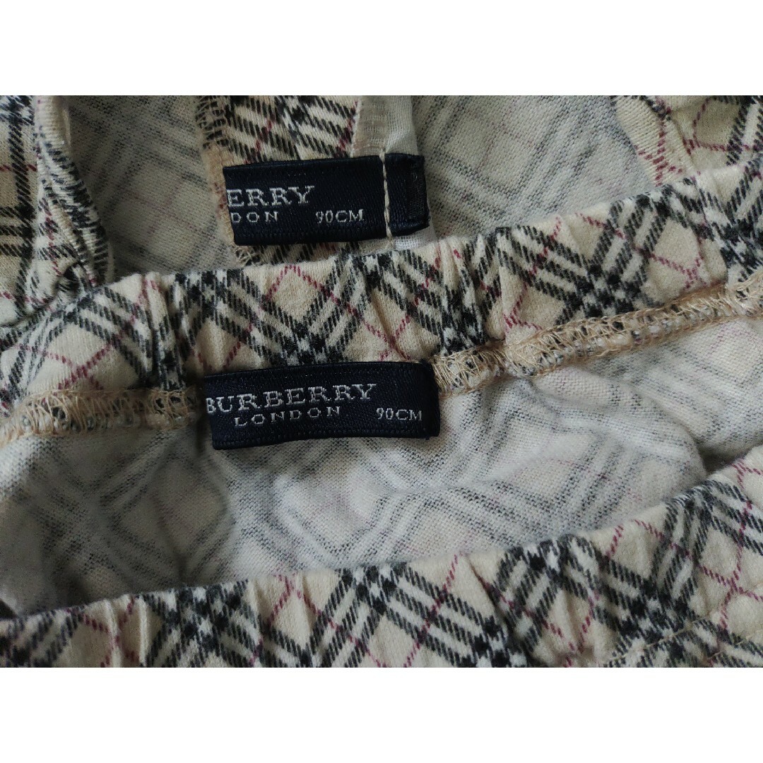 BURBERRY(バーバリー)のBURBERRY　トップス+インナーパンツ付きスカート キッズ/ベビー/マタニティのキッズ服女の子用(90cm~)(Tシャツ/カットソー)の商品写真