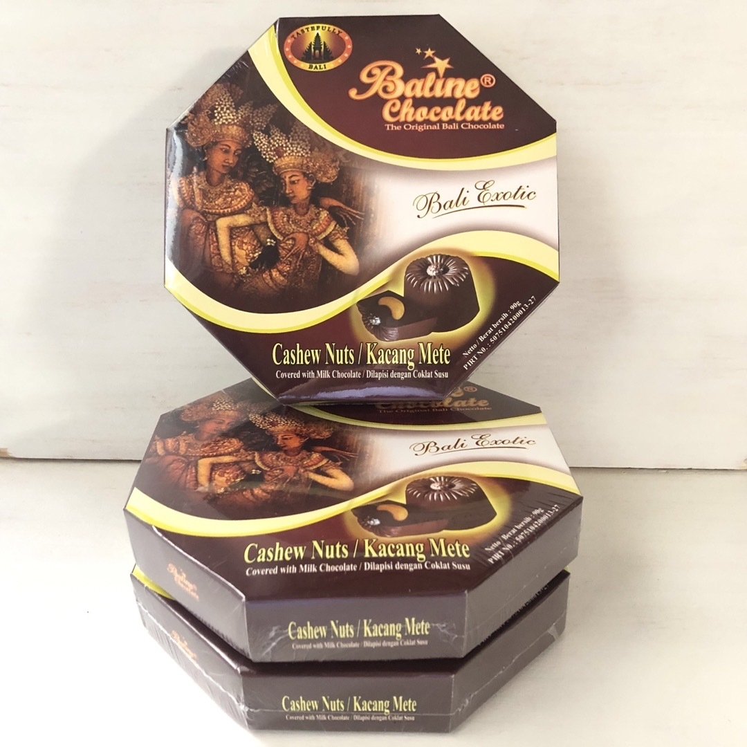バリ　チョコレート　土産　３箱　セット 食品/飲料/酒の食品(菓子/デザート)の商品写真