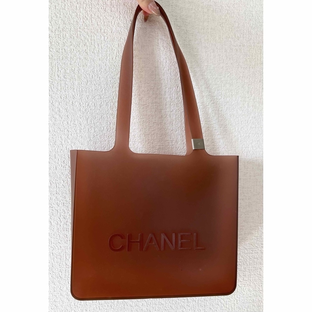 iPhone(アイフォーン)のCHANEL ラバートート　美品　ビンテージ　ブラウン レディースのバッグ(トートバッグ)の商品写真