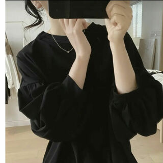 バルーン袖 色黒(Tシャツ(長袖/七分))