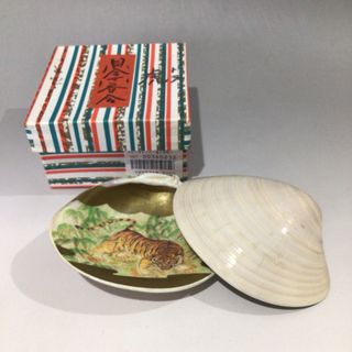 リ１００　香合　『陶製』『内金地』『竹に虎絵』『貝合わせ香合』　紙箱　茶道具(陶芸)