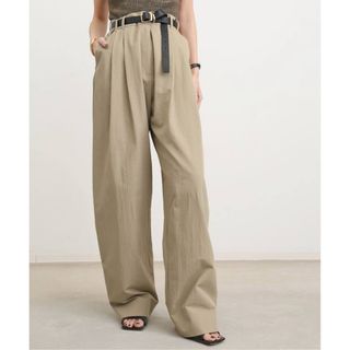 アパルトモンドゥーズィエムクラス(L'Appartement DEUXIEME CLASSE)のSTUDIO NICHOLSON DOUBLE PLEAT PANTS パンツ(その他)