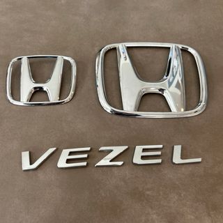 ホンダ(ホンダ)のHONDA VEZEL エンブレム　新車外し　純正(車外アクセサリ)