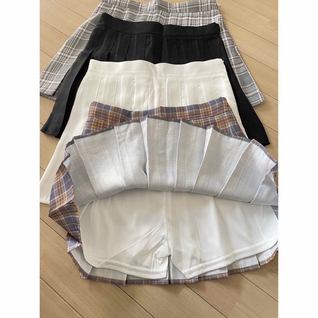 スカート　キッズ　女の子プリーツ150cm サイズsレディース着用可 キッズ/ベビー/マタニティのキッズ服女の子用(90cm~)(スカート)の商品写真