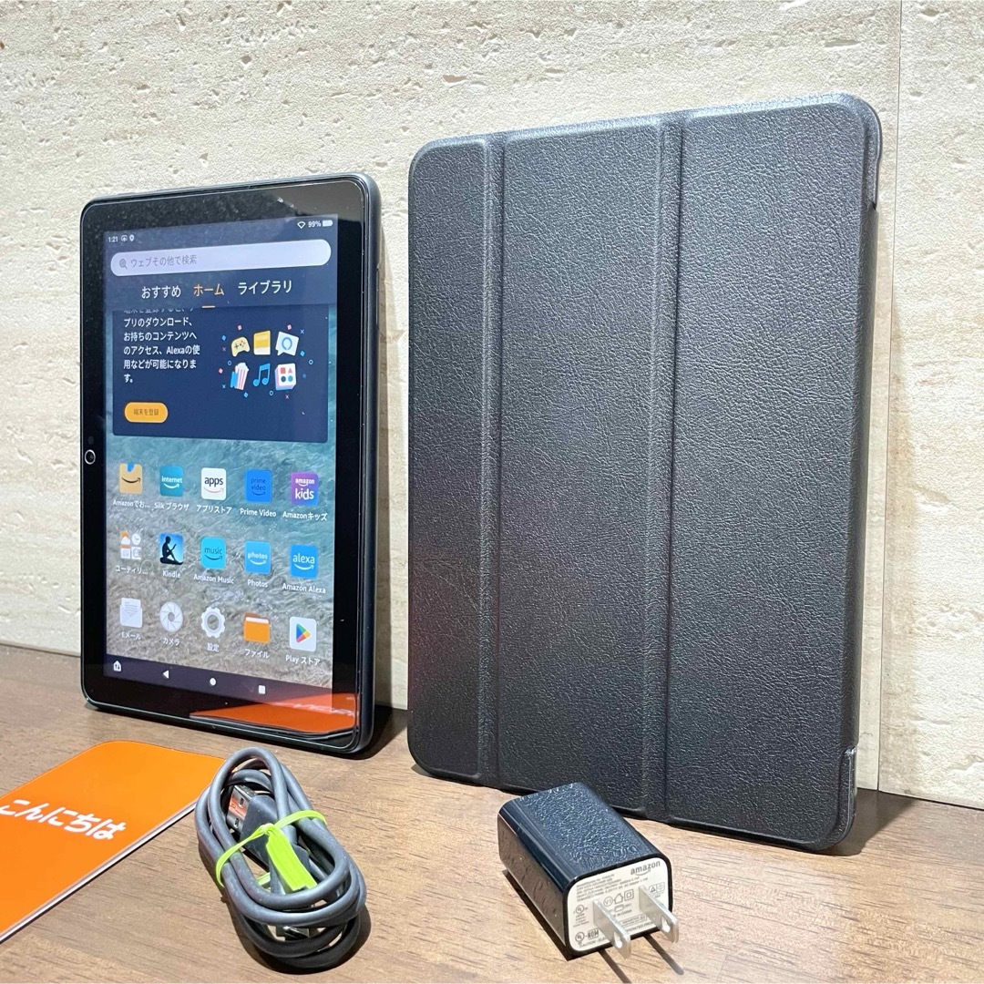 Amazon(アマゾン)のAmazon fire HD 8 32GB ブラック 最新版 カバー付 中古美品 スマホ/家電/カメラのPC/タブレット(タブレット)の商品写真