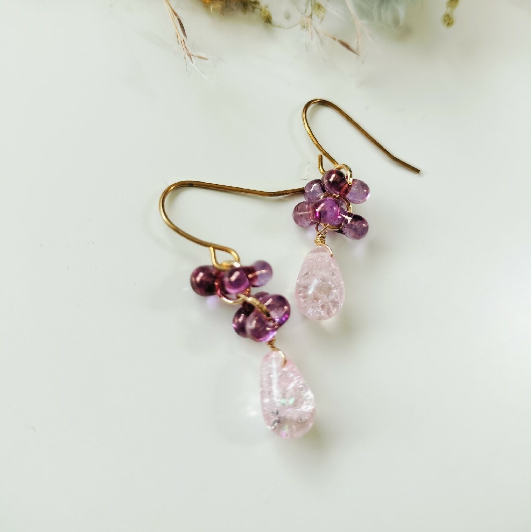 NEW♡チェコseries＊クラックピンク×ミスティックピンク ハンドメイドのアクセサリー(ピアス)の商品写真