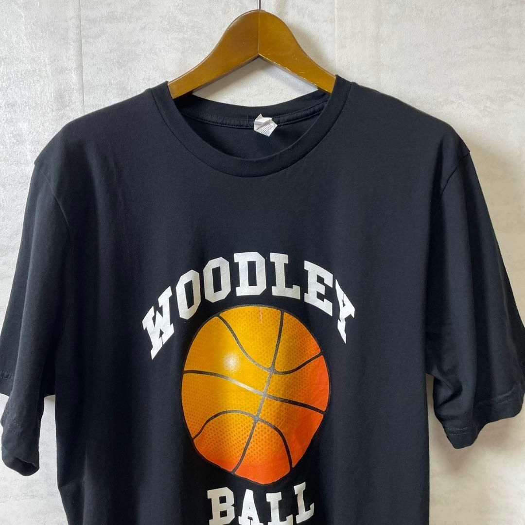 バスケットボール　オーバーサイズ　半袖Ｔシャツ　黒ブラック　両面ロゴメンズ古着 メンズのトップス(Tシャツ/カットソー(半袖/袖なし))の商品写真