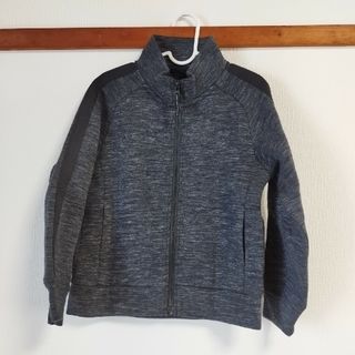 ユニクロ(UNIQLO)のパーカー　120　UNIQLO(ジャケット/上着)